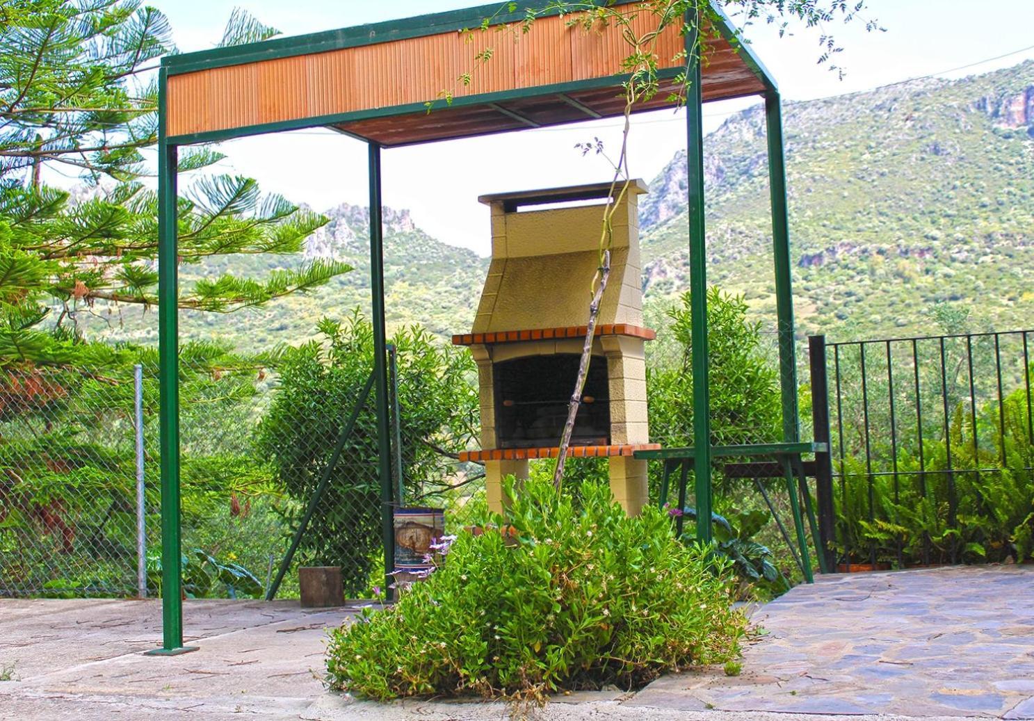 Casa Rural La Fresneda Ubrique Exterior foto